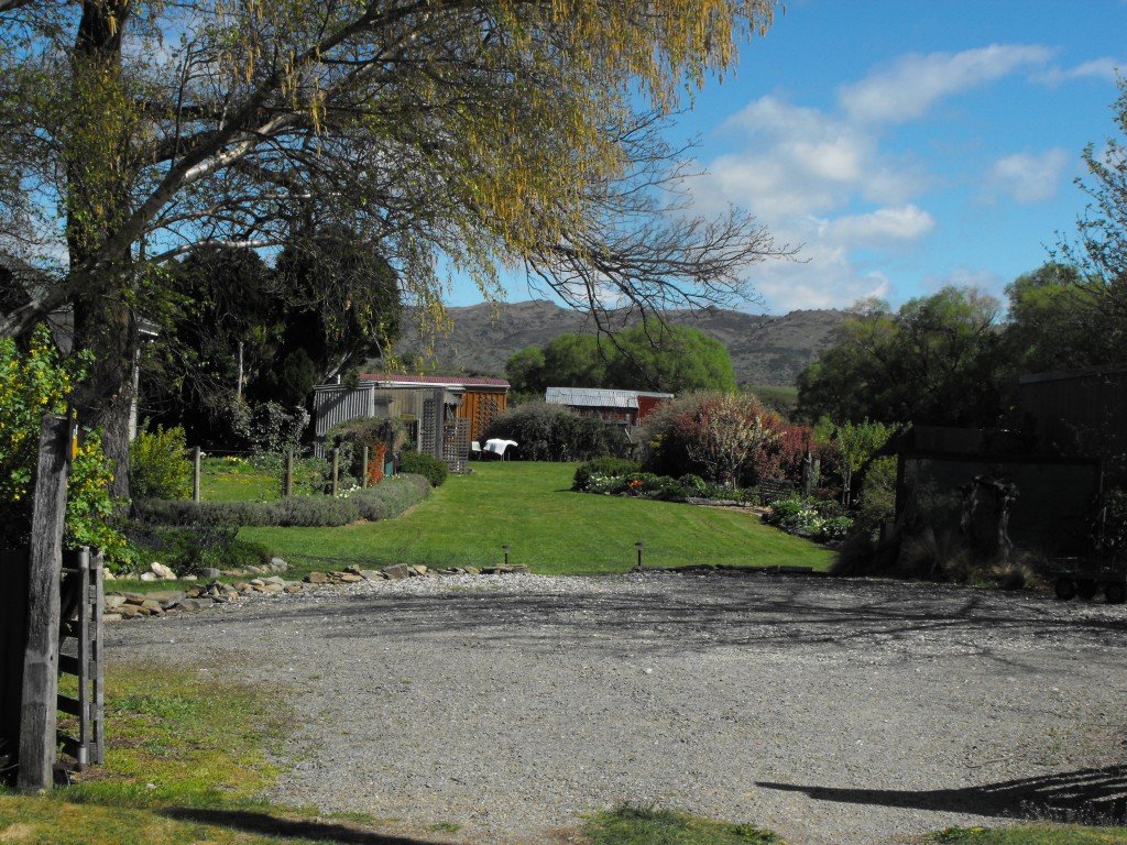 Otago Rail Trail Accommodation - Oturehua Tavern